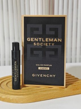 New Givenchy Gentleman Society EDP Ambree Sample Spray 1 ml/ 0.03 oz